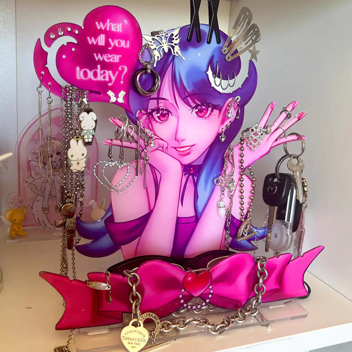 jewellery standee