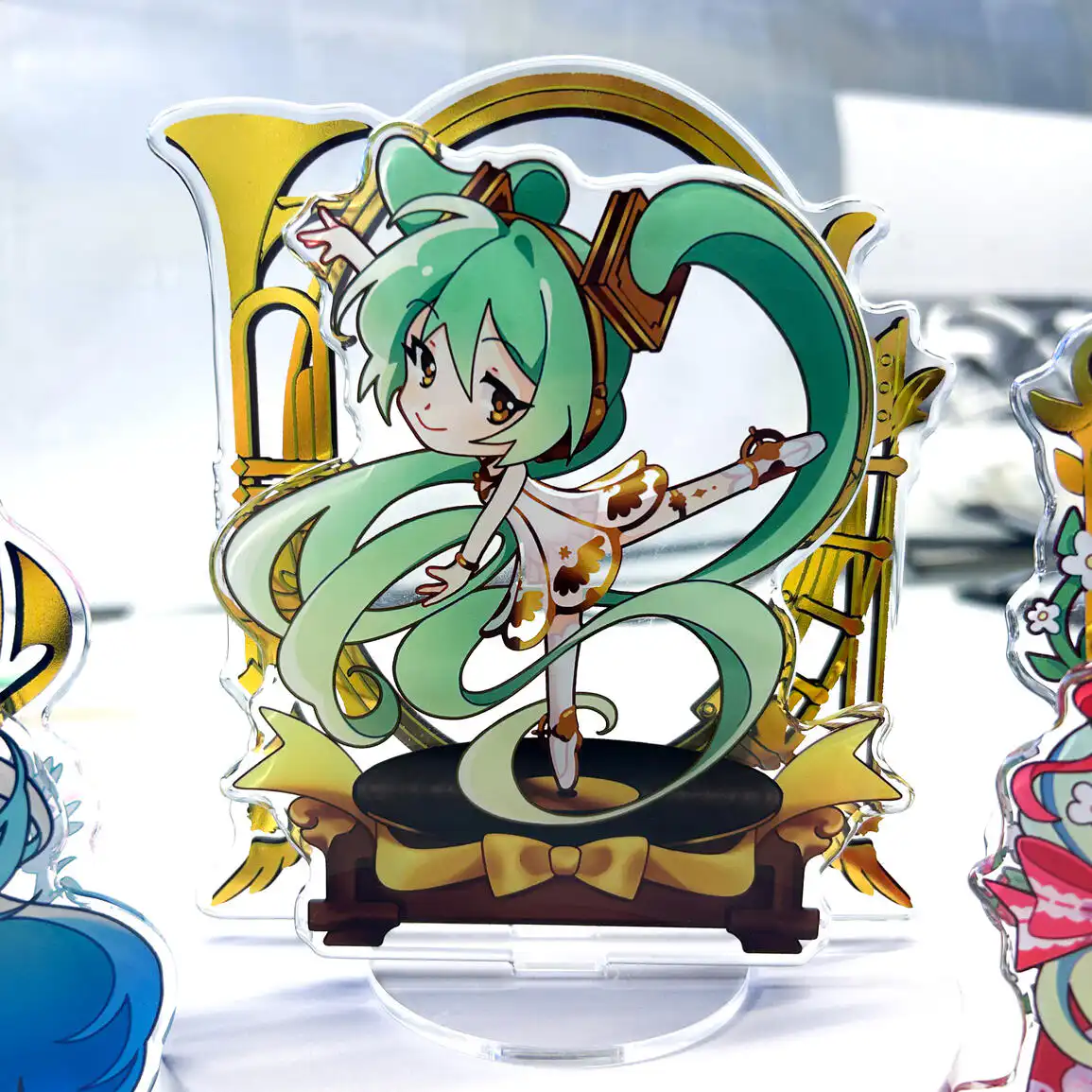 miku standees